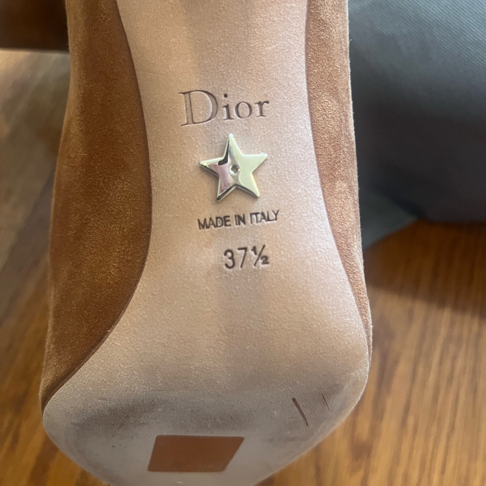 DIOR camel brown suede booties size 7.5 new with box - Picture 5 of 6